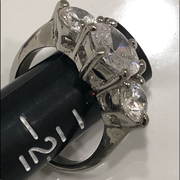 Timeless ring - Picture 6 of 9